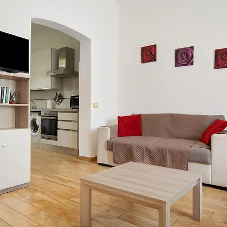 Casa Mia Апартаменты *